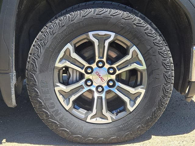 Used 2019 GMC Sierra 1500 SLT w/ SLT Convenience Package AWD/4WD image 28