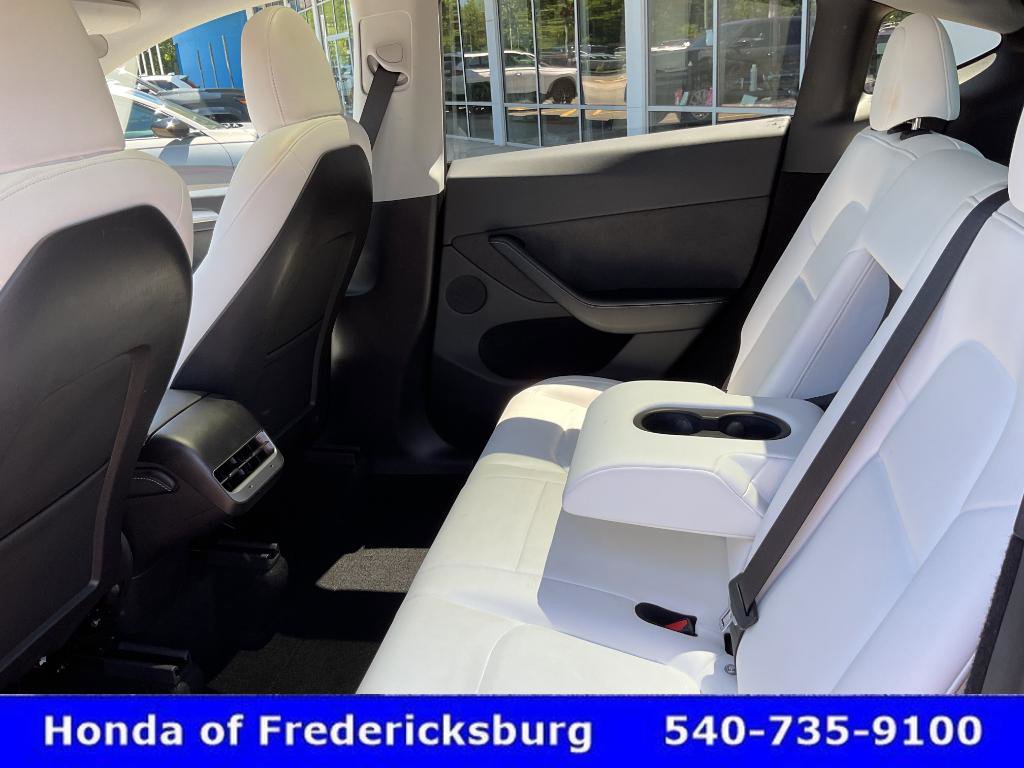 Used 2025 Tesla Model Y Long Range AWD/4WD image 34