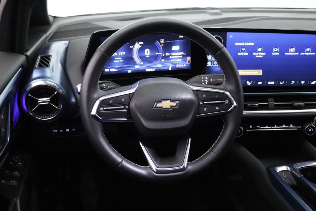 Certified 2024 Chevrolet Equinox EV LT FWD image 15