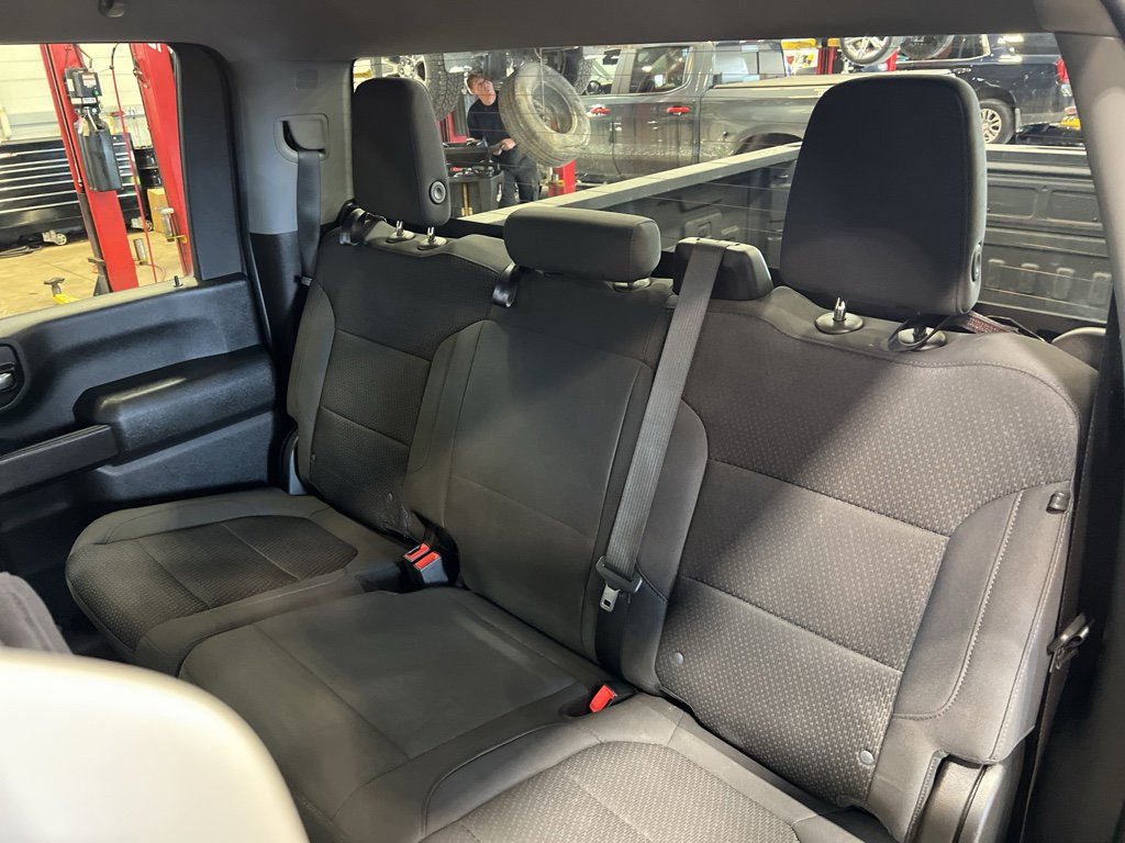 Used 2023 Chevrolet Silverado 2500 Custom w/ Custom Convenience Package image 33