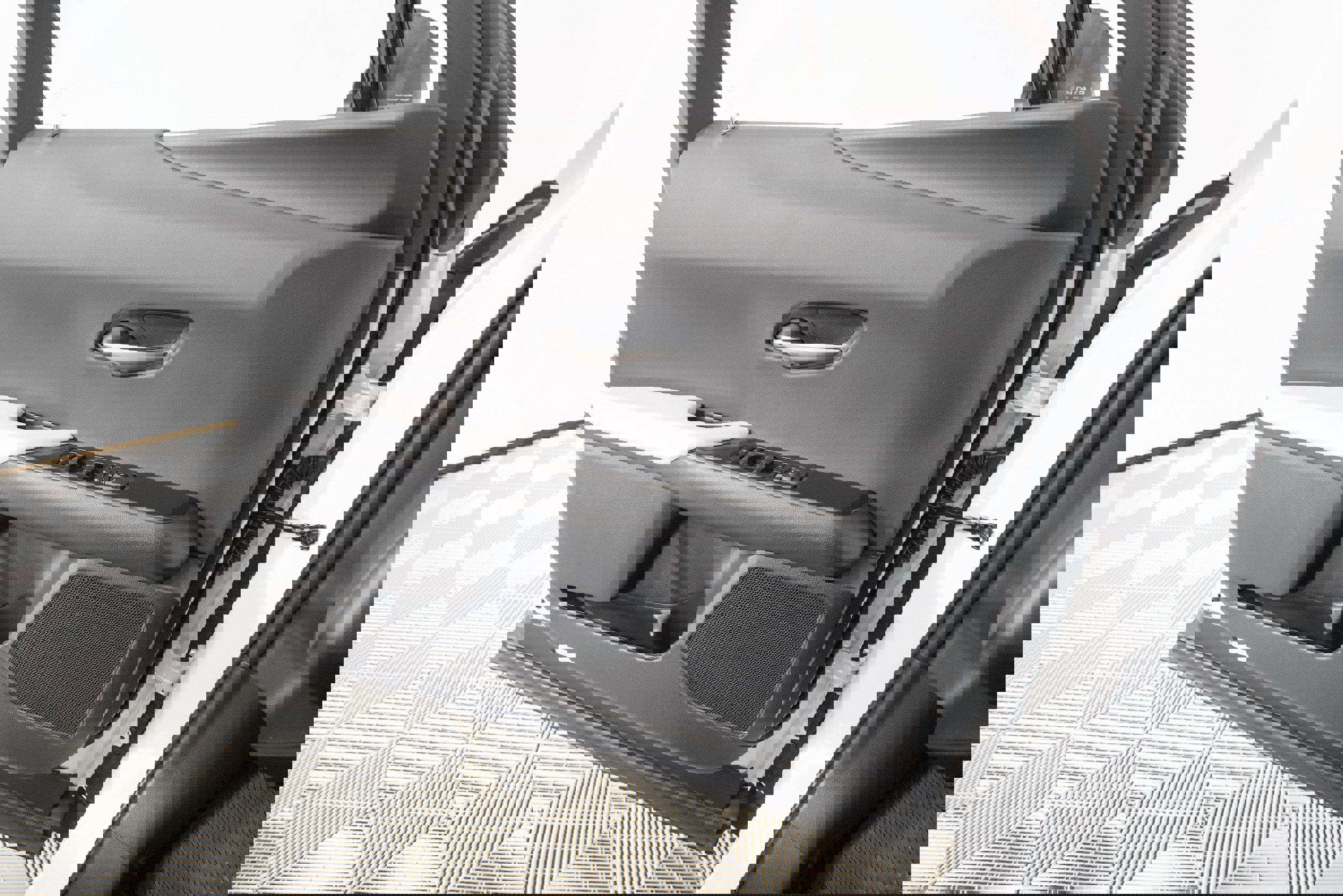 New 2025 Lexus UX 300h FWD image 10