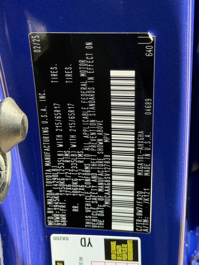 Used 2025 Toyota Corolla Cross LE FWD image 31