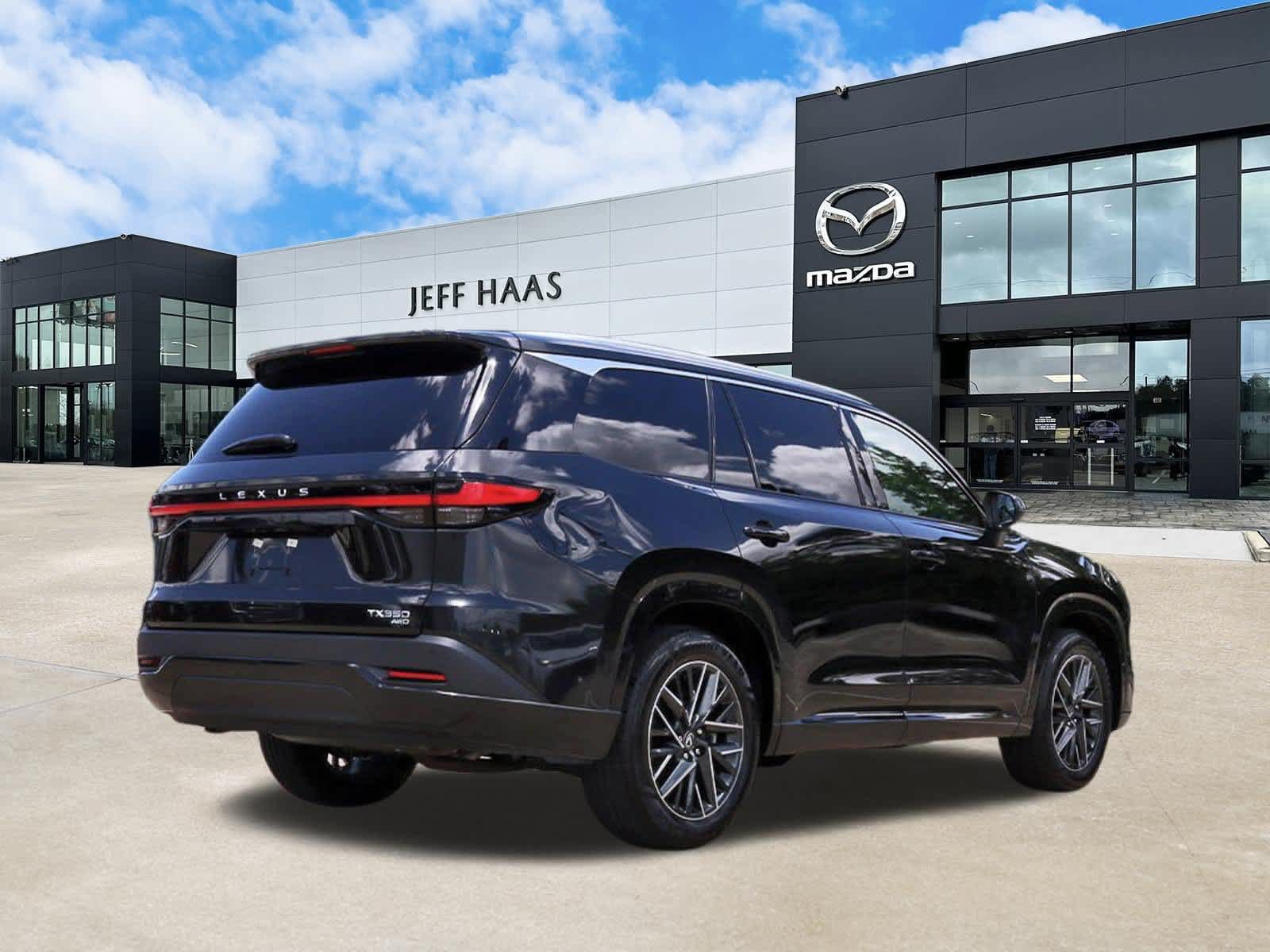 Used 2025 Lexus TX 350 AWD w/ Technology Package image 3