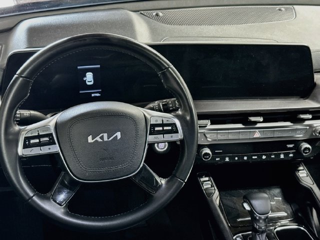 Certified 2024 Kia Telluride S w/ S Sunroof Package AWD/4WD image 13