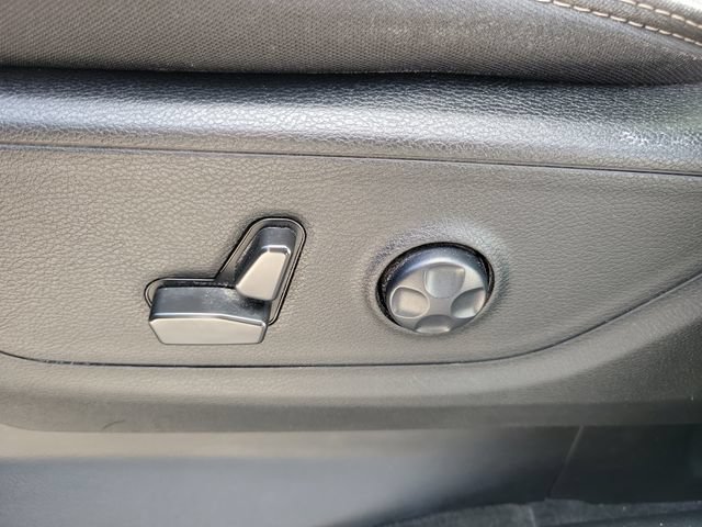 Used 2021 RAM 1500 Big Horn RWD image 16