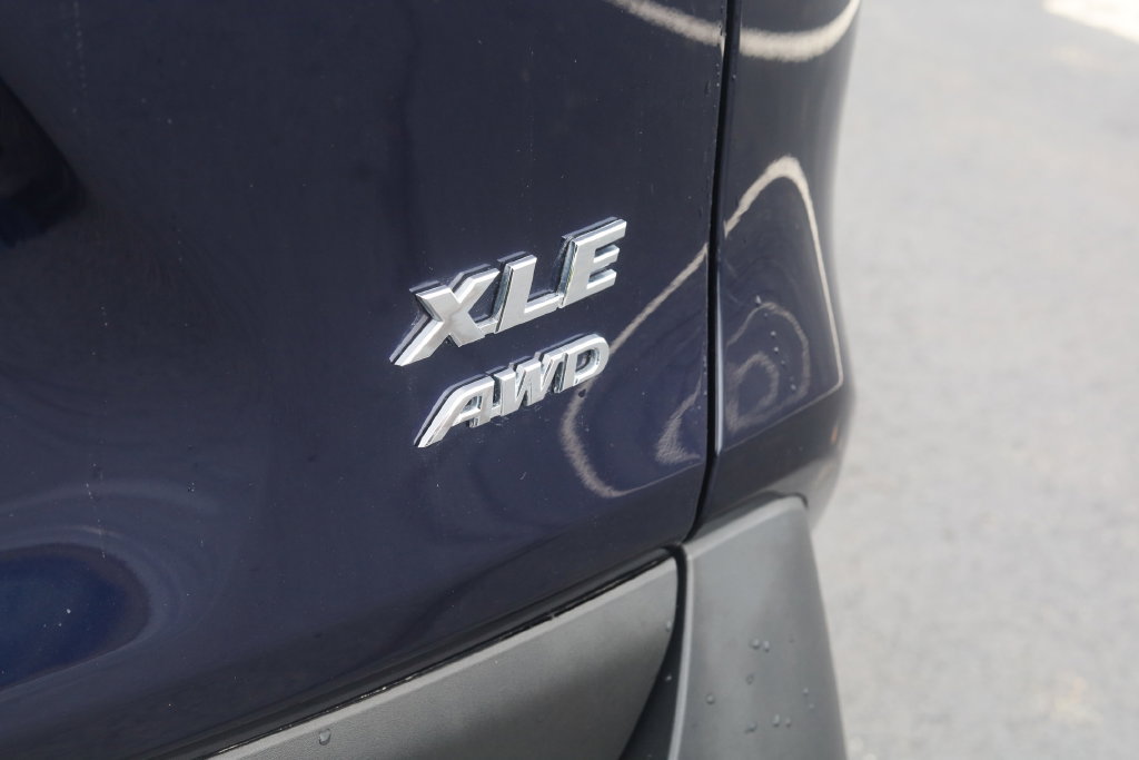 Used 2024 Toyota RAV4 XLE w/ Convenience Package AWD/4WD image 31