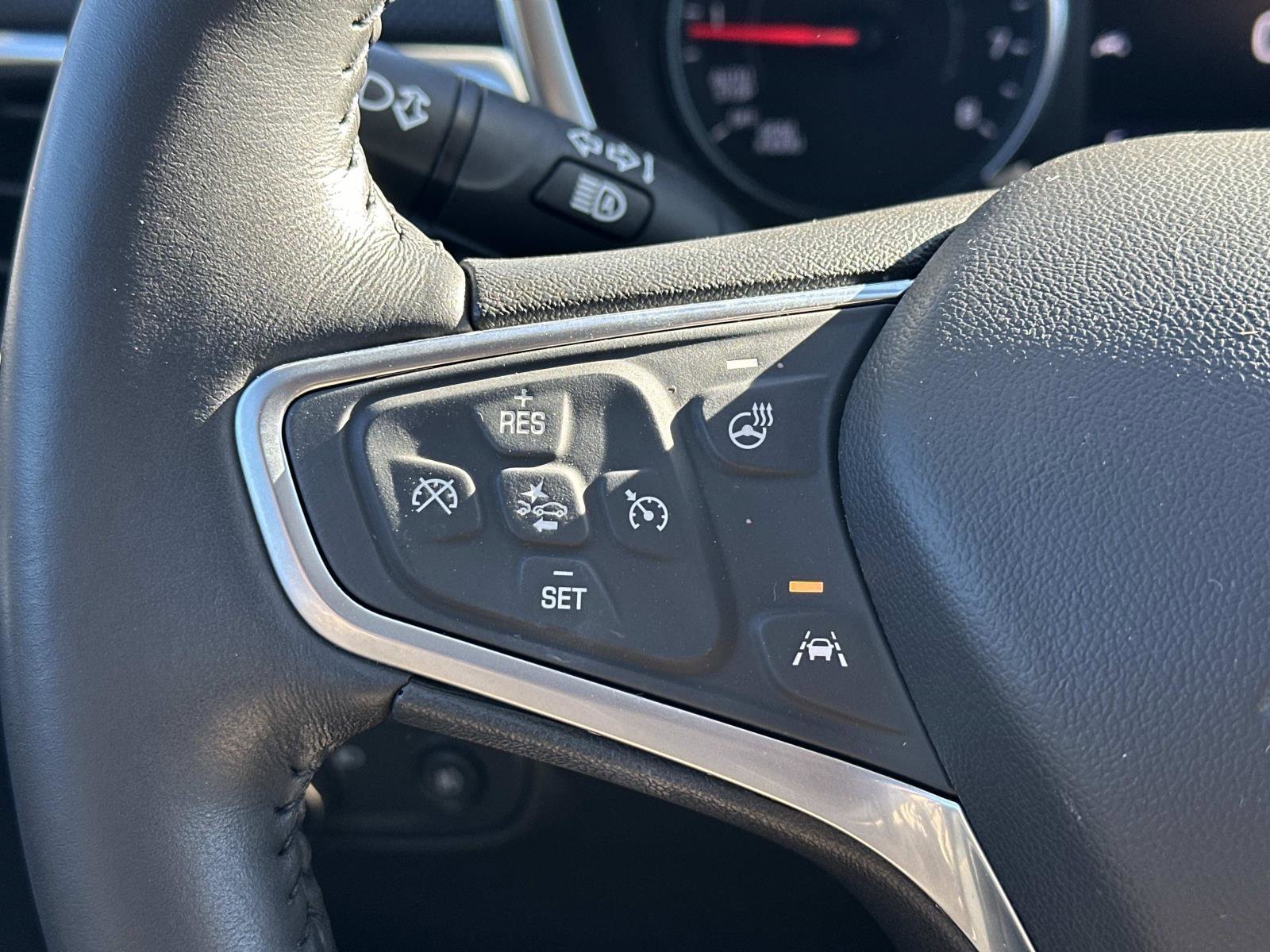 Certified 2022 Chevrolet Equinox Premier w/ LPO, Floor Liner Package image 21