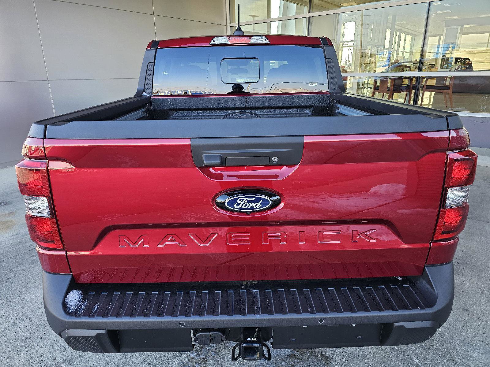 Used 2025 Ford Maverick Lariat w/ 4K Tow Package image 4