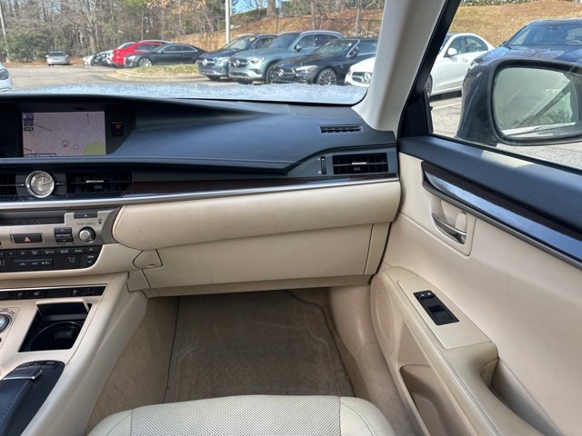 Used 2013 Lexus ES 350 w/ Luxury Pkg image 17