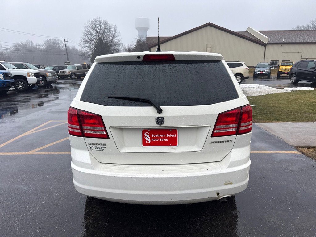 Used 2010 Dodge Journey SE image 7