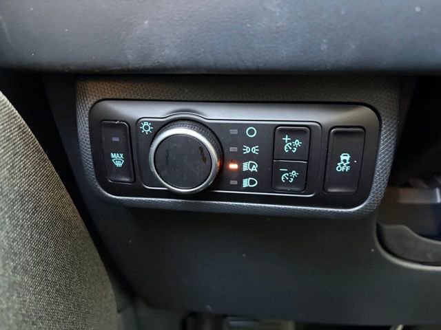 Used 2023 Ford Mustang Mach-E Premium image 18