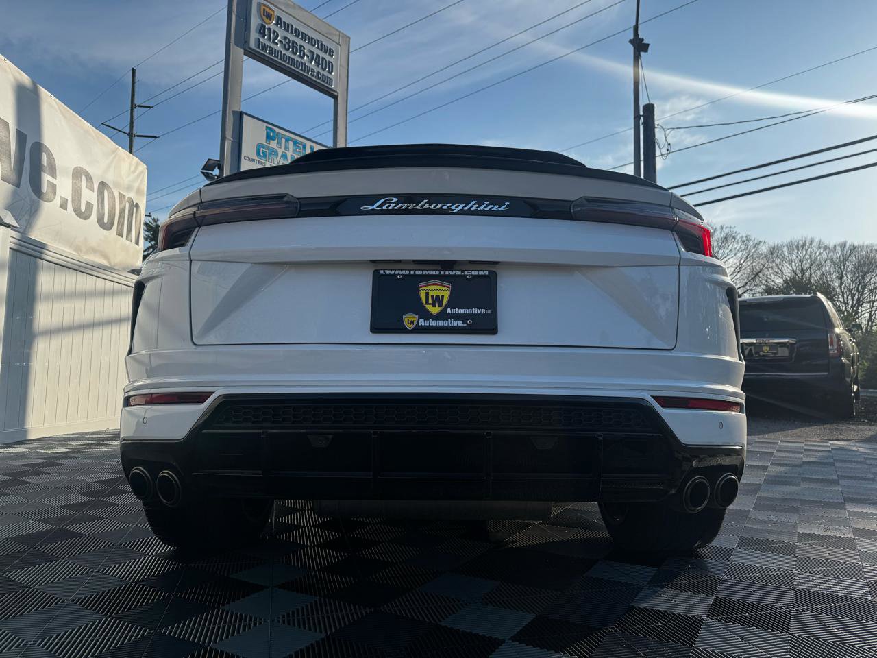 Used 2022 Lamborghini Urus image 9