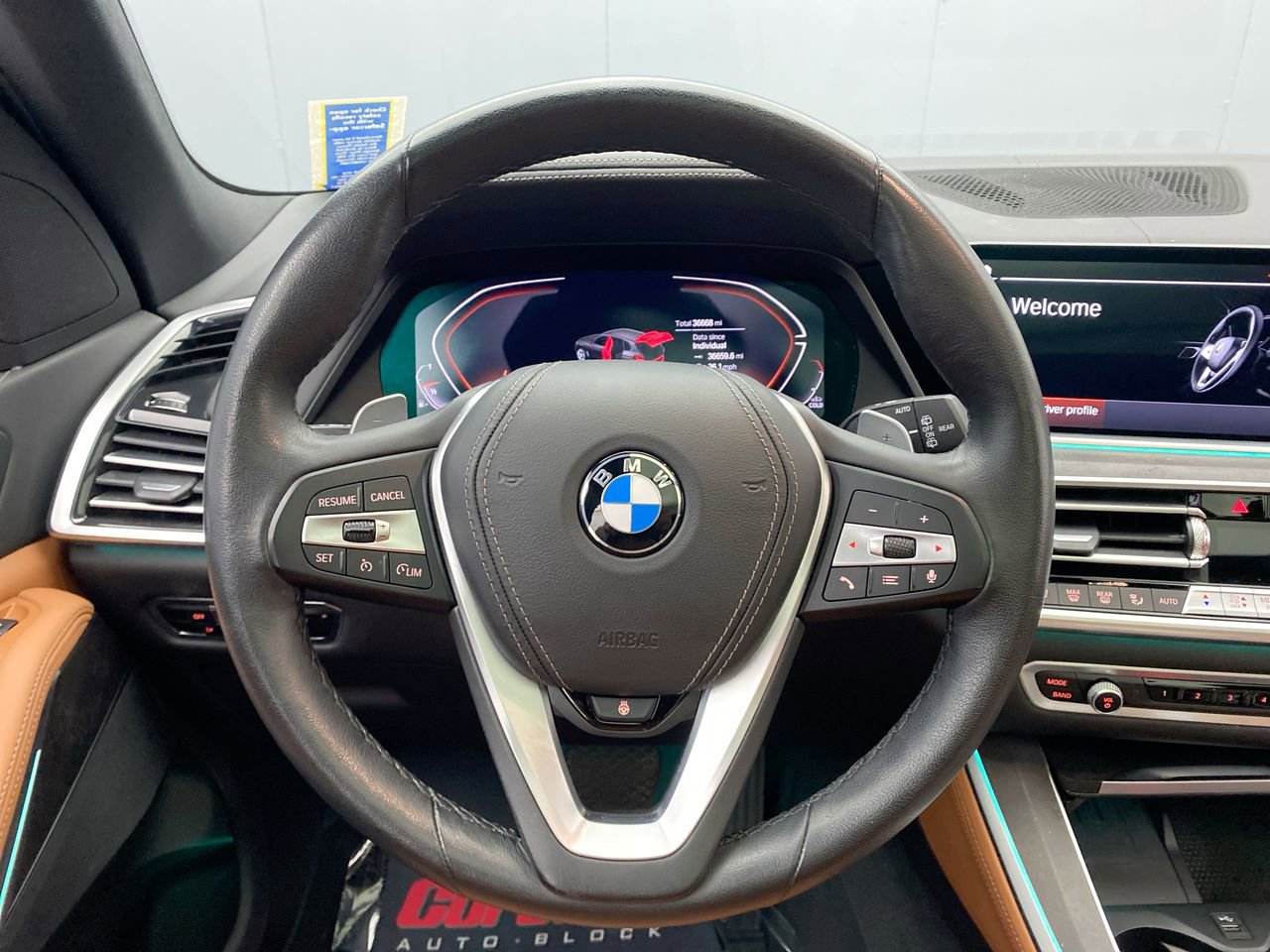 Used 2023 BMW X5 xDrive40i w/ Premium Package AWD/4WD image 16