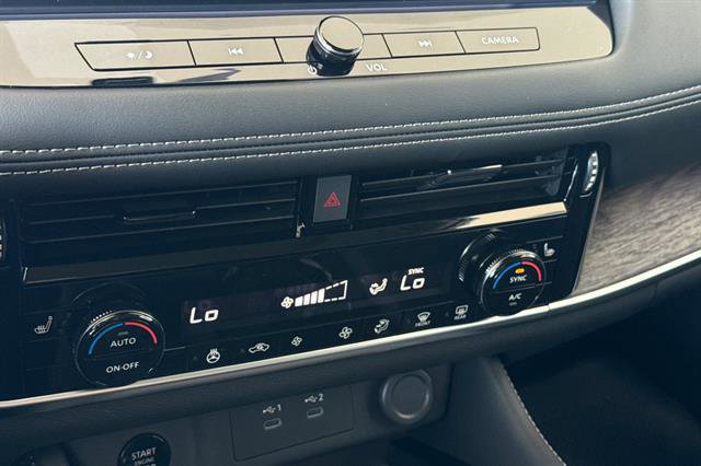 New 2026 Nissan Rogue Platinum image 23