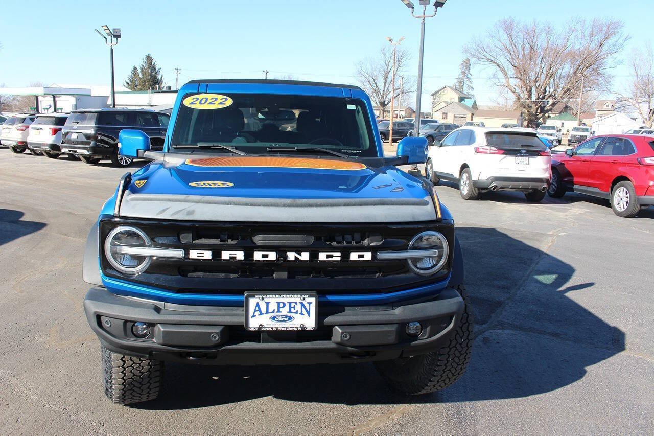 Used 2022 Ford Bronco Outer Banks w/ Sasquatch Package AWD/4WD image 6