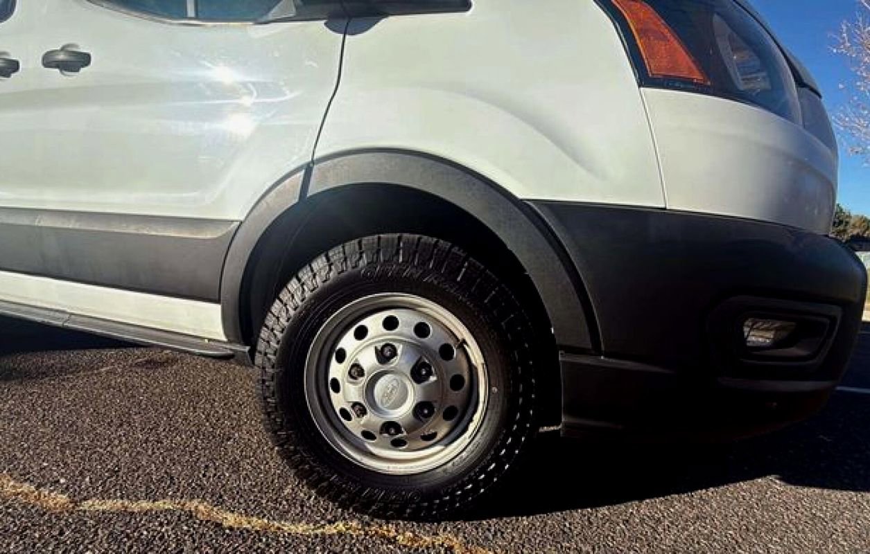 Used 2020 Ford Transit 250 Low Roof AWD image 19