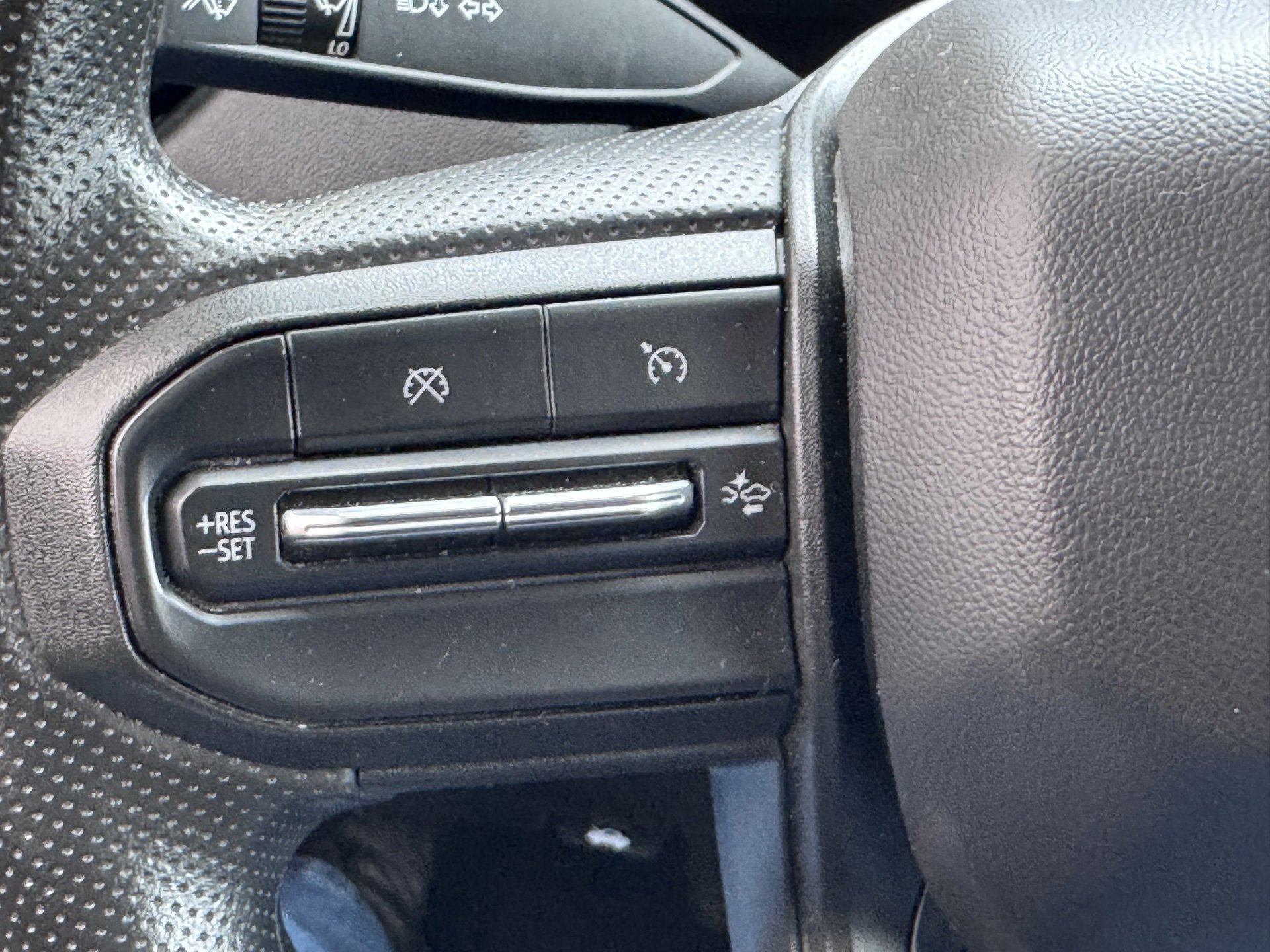 Used 2023 Chevrolet Colorado Trail Boss w/ Advanced Trailering Package image 23