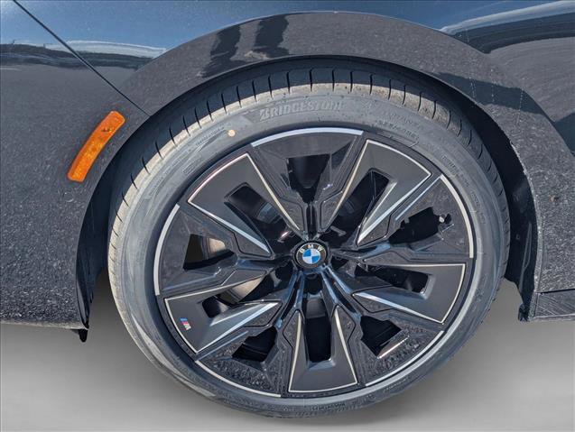 New 2026 BMW i7 eDrive50 w/ M Sport Package image 9