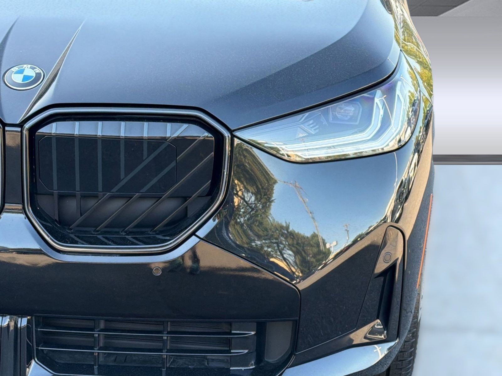 Used 2025 BMW X3 xDrive30i w/ M Sport Package image 11