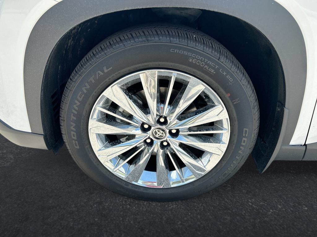 Used 2024 Toyota Grand Highlander AWD image 10