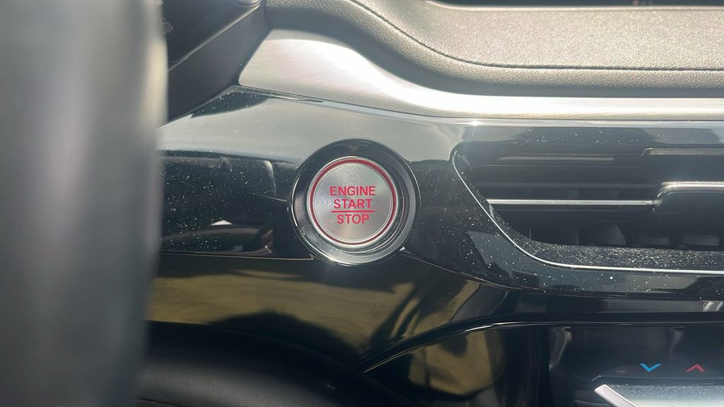 Used 2023 Acura MDX SH-AWD w/ Technology Package image 25