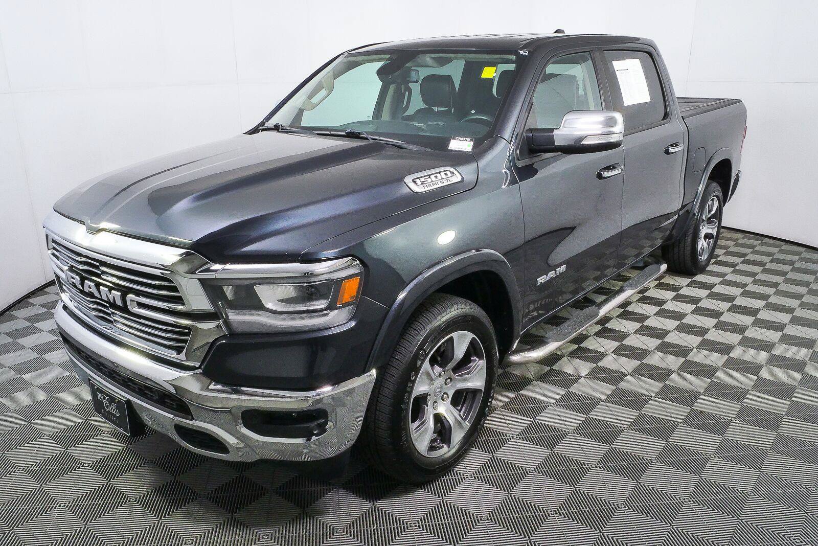 Used 2019 RAM 1500 Laramie RWD image 24