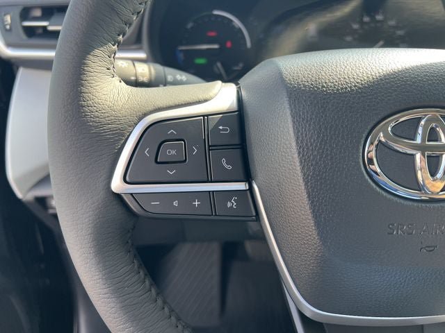 New 2026 Toyota Sienna XLE FWD image 17