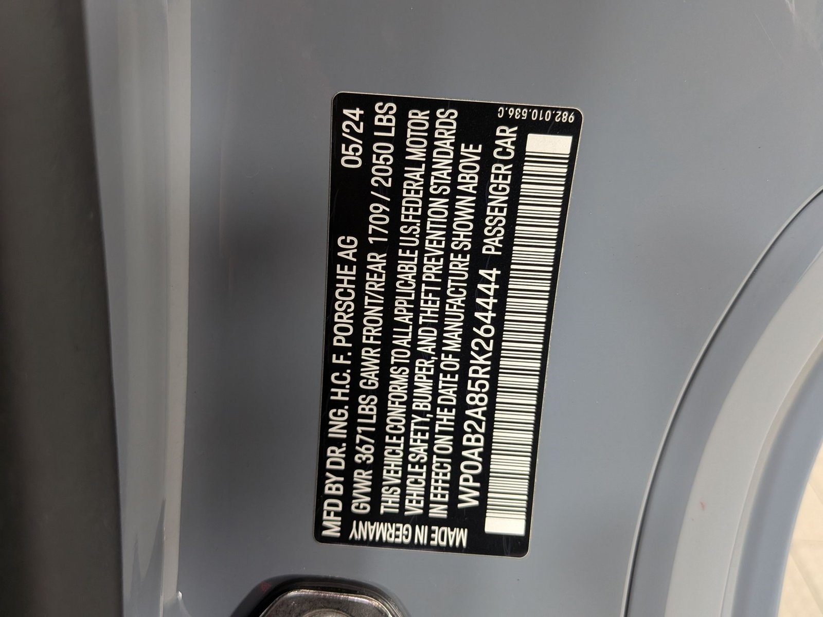 Certified 2024 Porsche 718 Cayman S RWD image 25