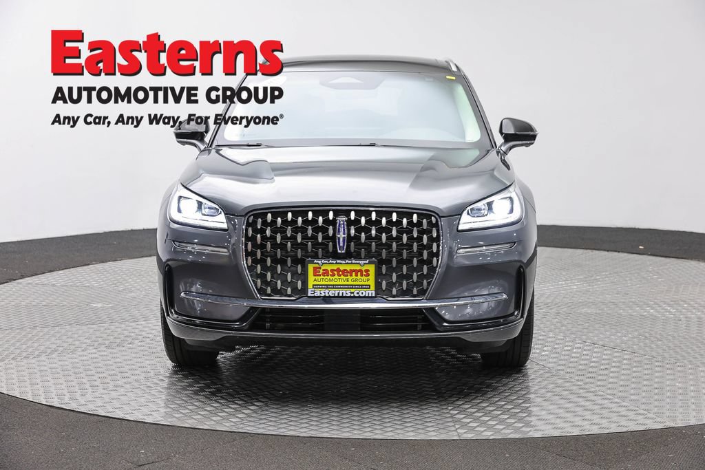 Used 2023 Lincoln Corsair Grand Touring w/ Equipment Group 301A AWD/4WD image 2