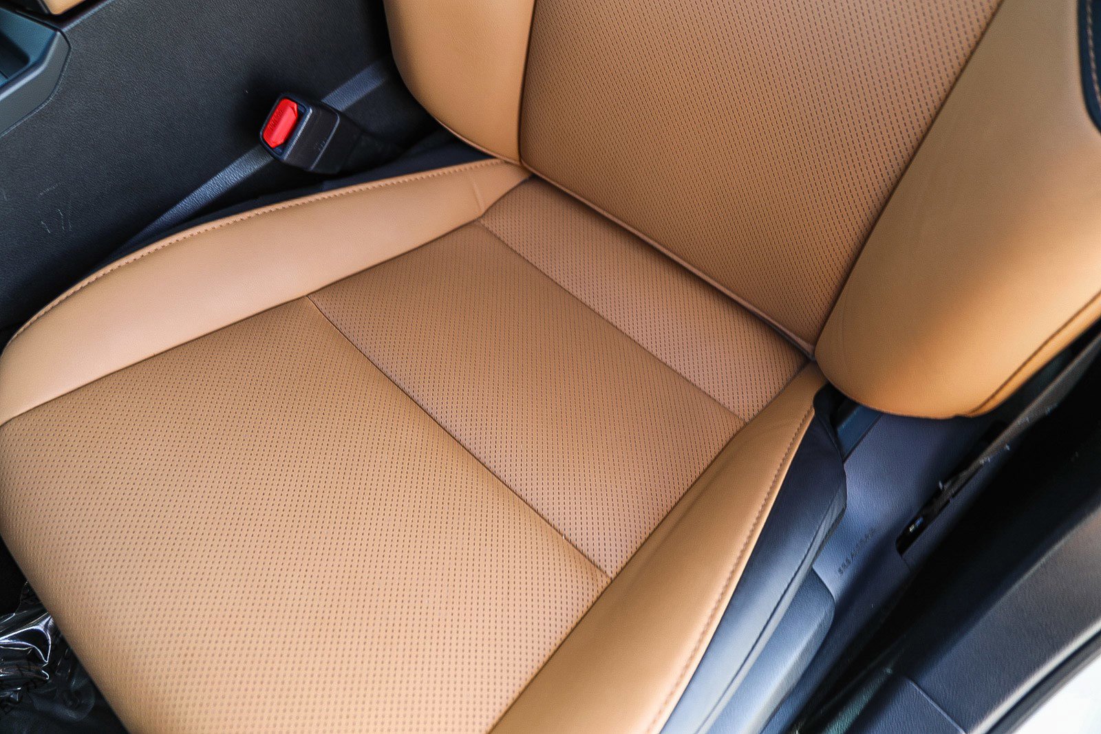 Used 2024 Lexus ES 350 w/ Premium Package image 23