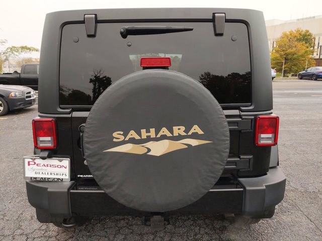 Used 2016 Jeep Wrangler Unlimited Sahara w/ Connectivity Group image 5