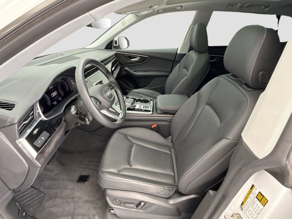 Used 2023 Audi Q8 Premium Plus image 18