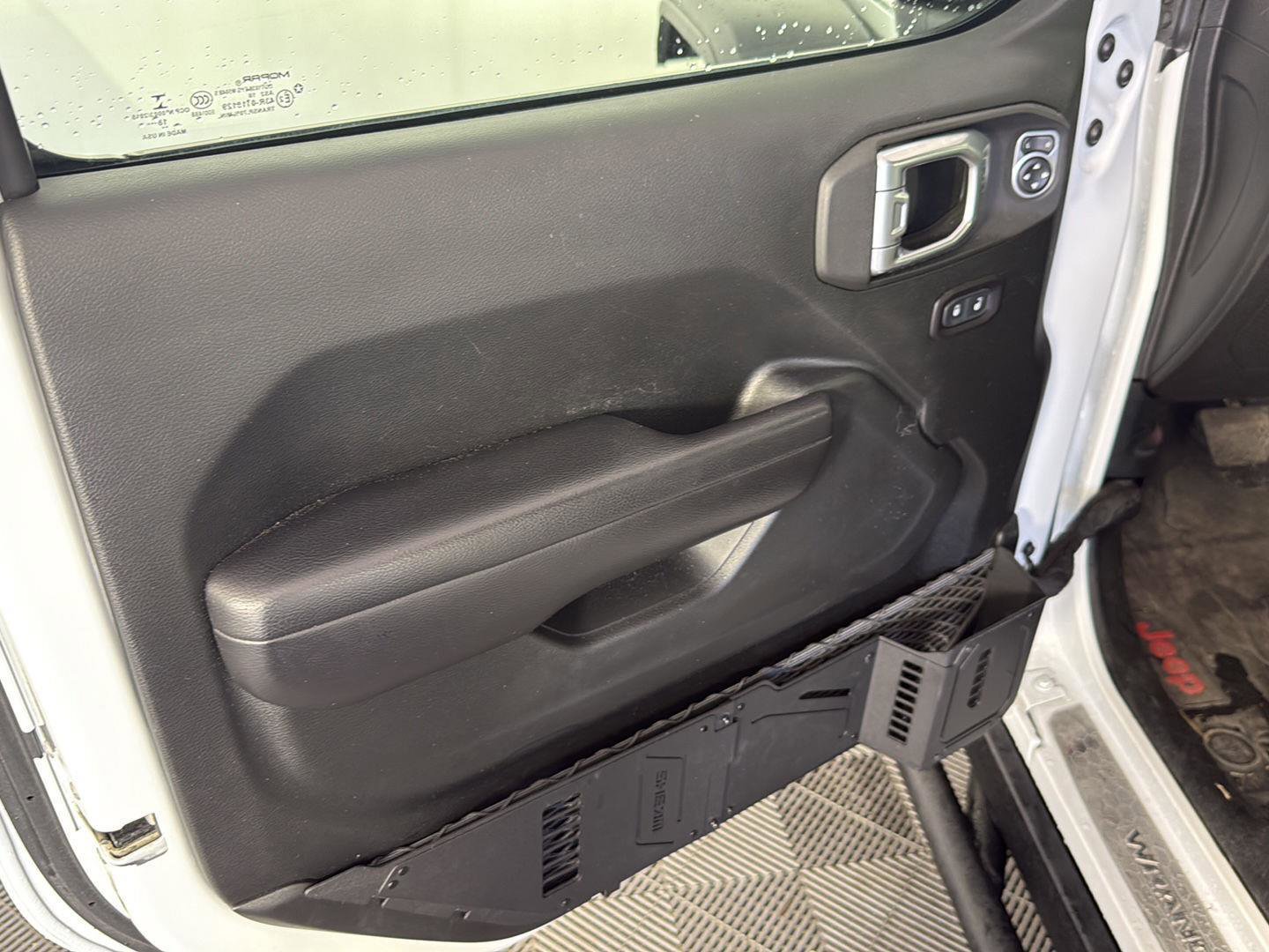 Used 2019 Jeep Wrangler Sport image 8