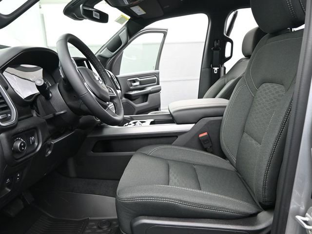 New 2026 RAM 1500 4x4 Crew Cab image 10