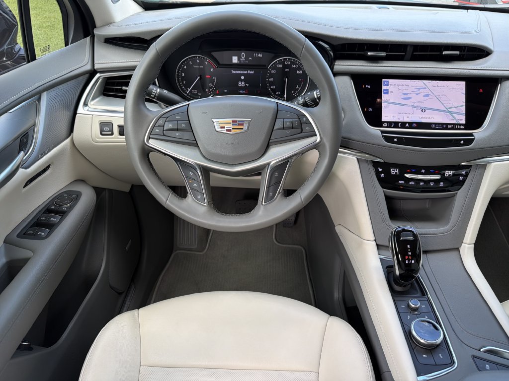 Certified 2025 Cadillac XT5 Premium Luxury FWD image 17