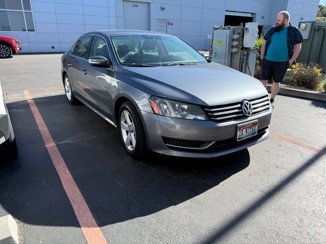 Used 2014 Volkswagen Passat 1.8T Wolfsburg Edition FWD image 3
