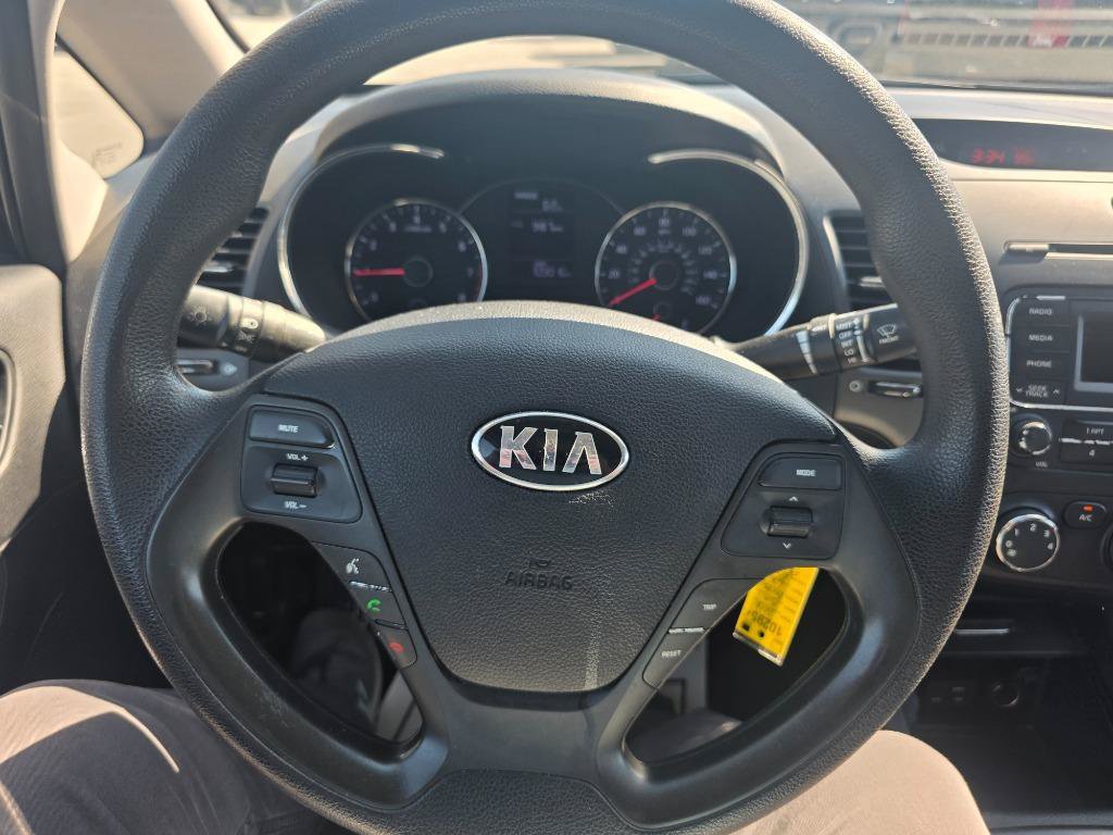 Used 2016 Kia Forte LX FWD image 13