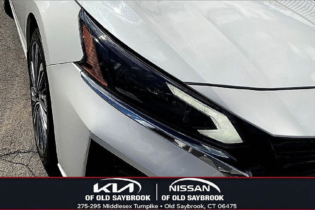 Used 2023 Nissan Altima 2.5 SL FWD image 32