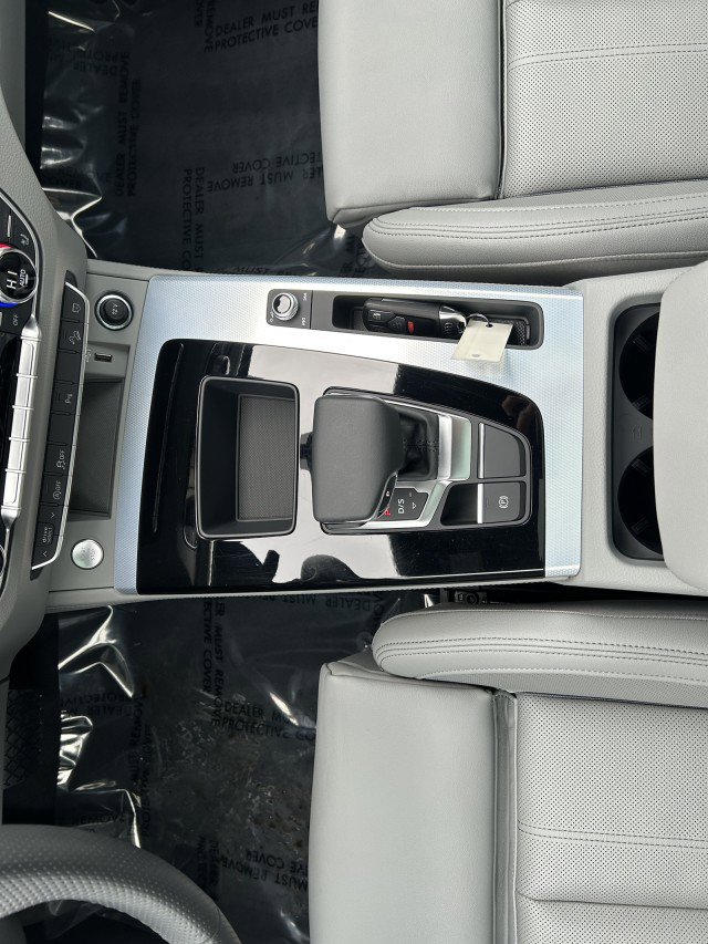 Certified 2024 Audi Q5 2.0T Premium Plus w/ Premium Plus Package image 17