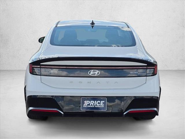 Used 2025 Hyundai Sonata SEL FWD image 7