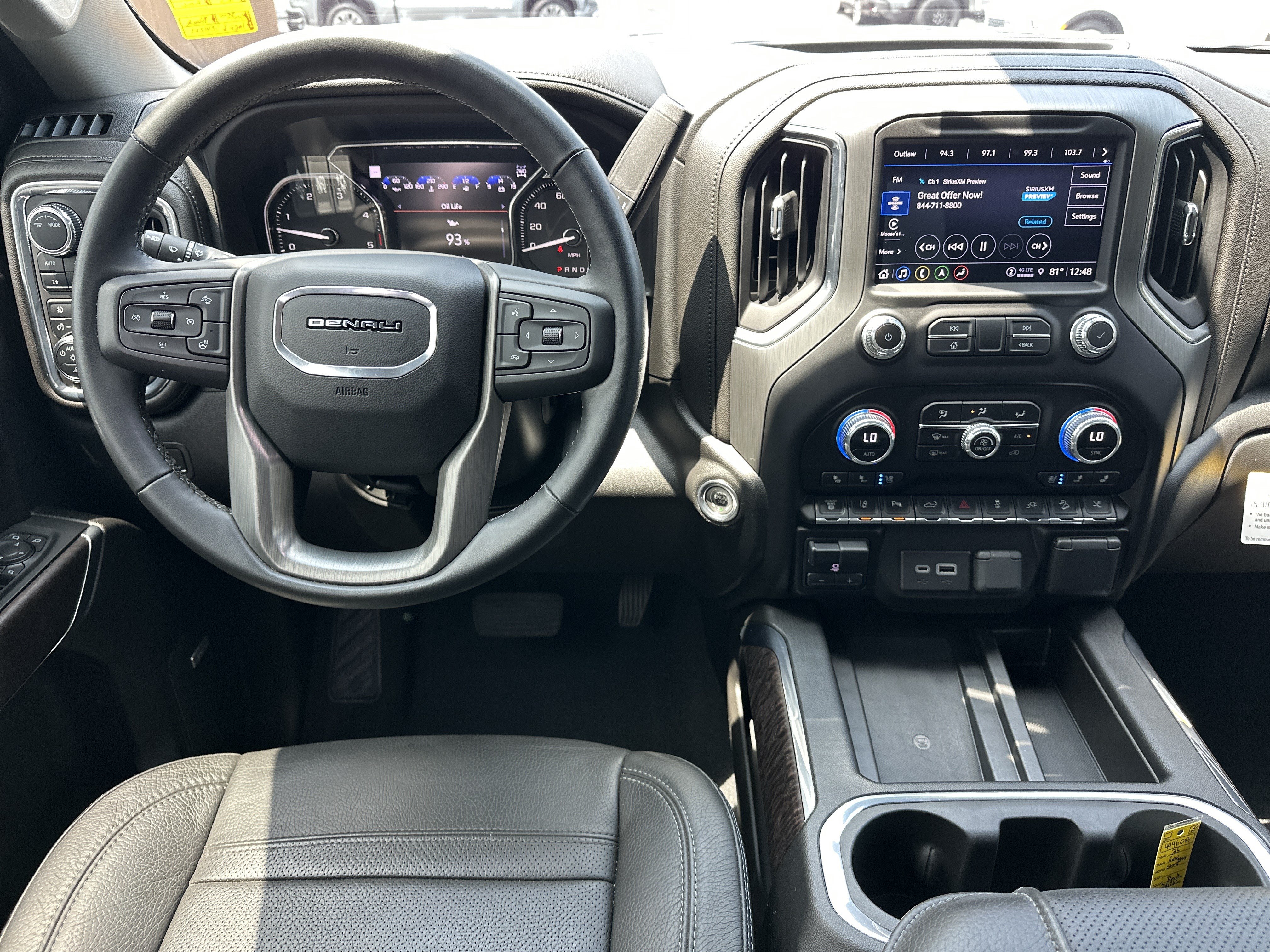 Used 2023 GMC Sierra 3500 Denali w/ Denali Black Diamond Edition AWD/4WD image 16