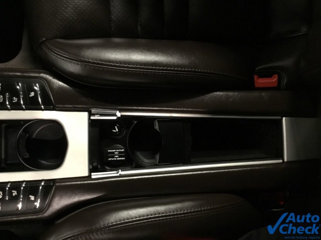 Used 2016 Porsche Panamera GTS image 31