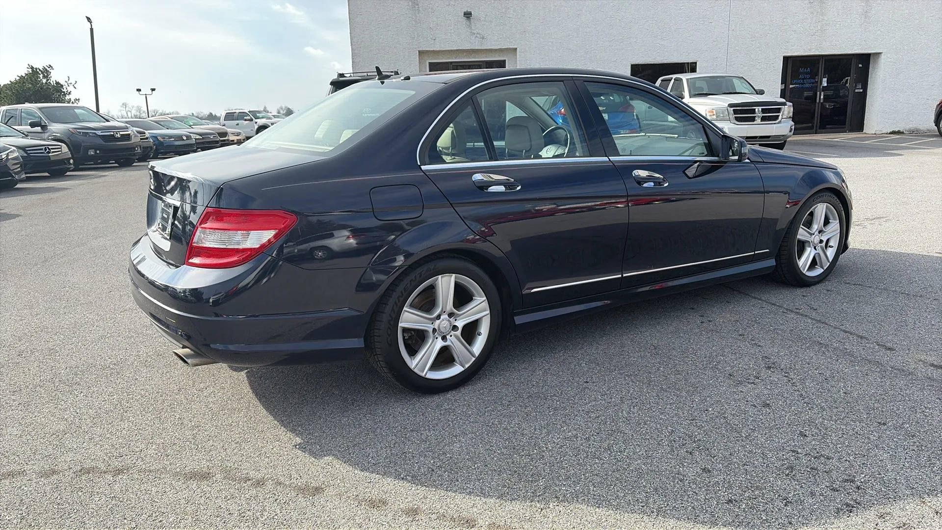 Used 2011 Mercedes-Benz C 300 4MATIC Sedan image 50