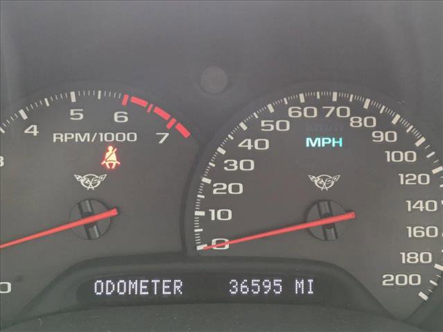 Used 2002 Chevrolet Corvette Convertible w/ Preferred Equipment Group2 image 6