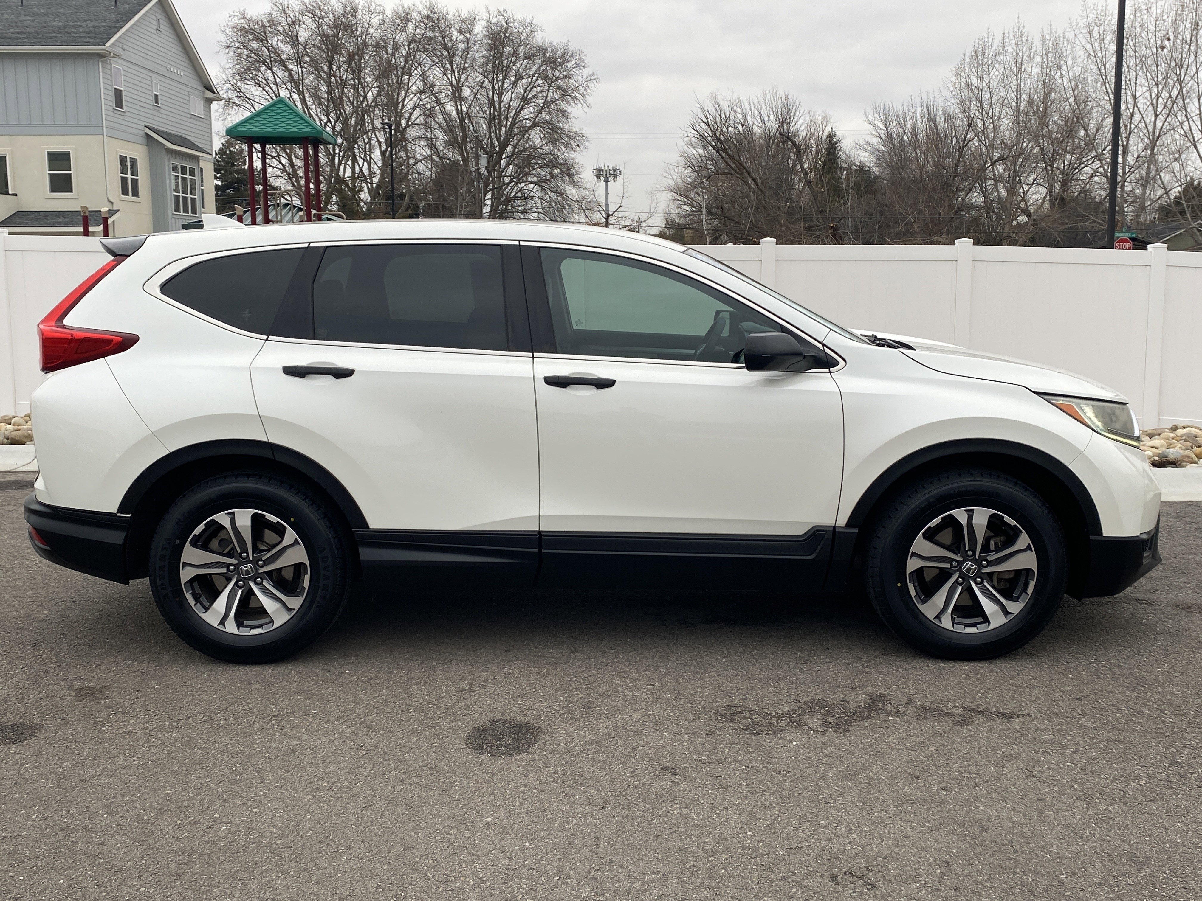 Used 2018 Honda CR-V LX image 7
