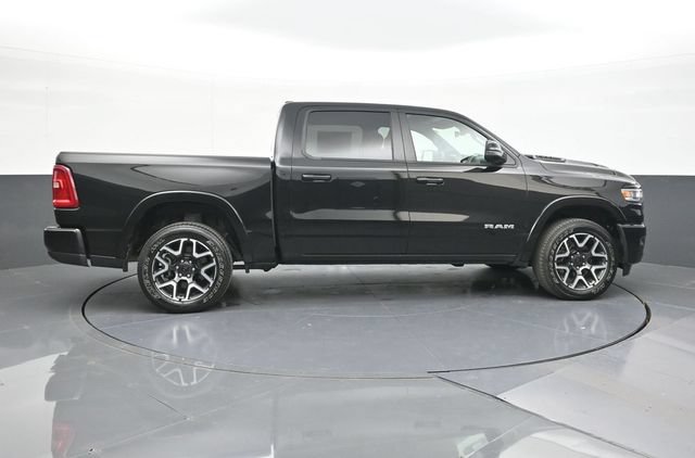 Used 2025 RAM 1500 Laramie w/ Sport Appearance Package AWD/4WD image 17