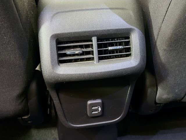 Used 2021 Chevrolet Equinox LT image 27