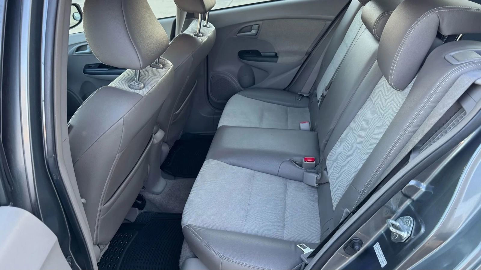 Used 2013 Honda Insight EX image 5