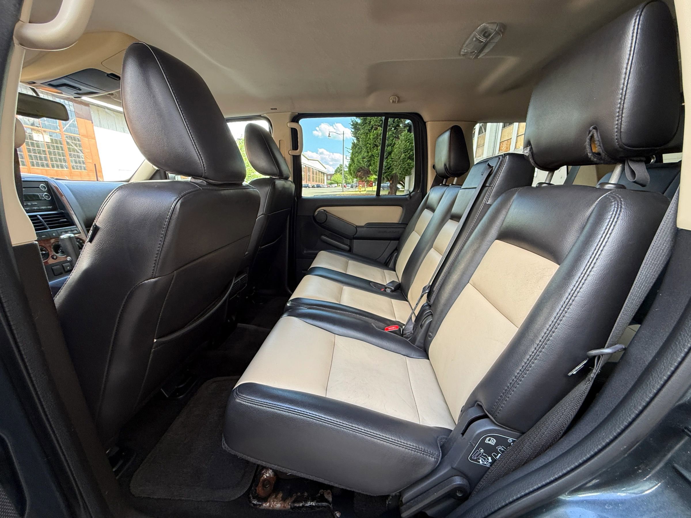 Used 2010 Ford Explorer Eddie Bauer AWD/4WD image 23