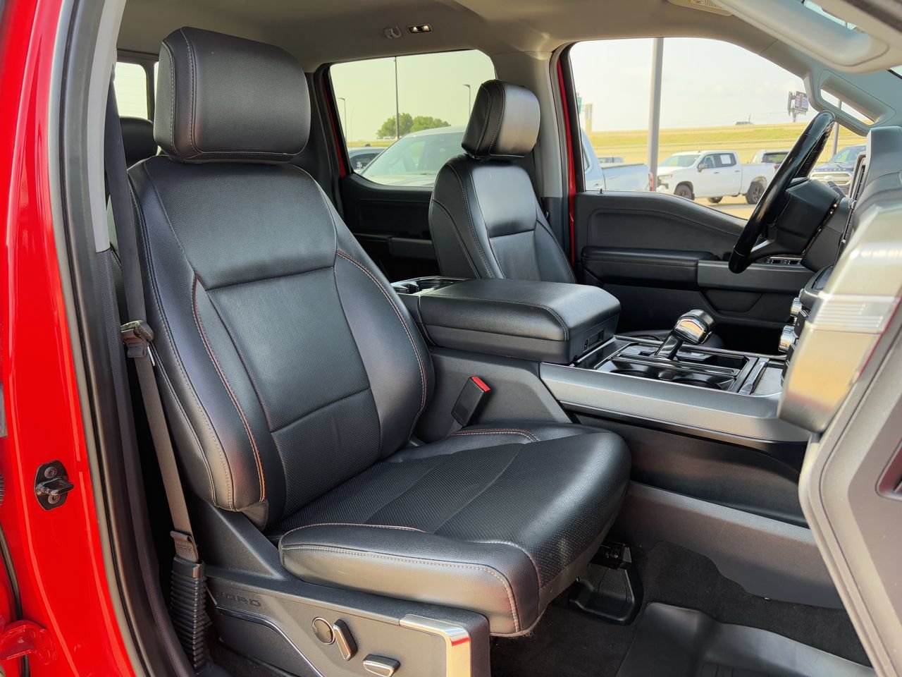 Used 2022 Ford F150 Lariat w/ Equipment Group 502A High AWD/4WD image 28